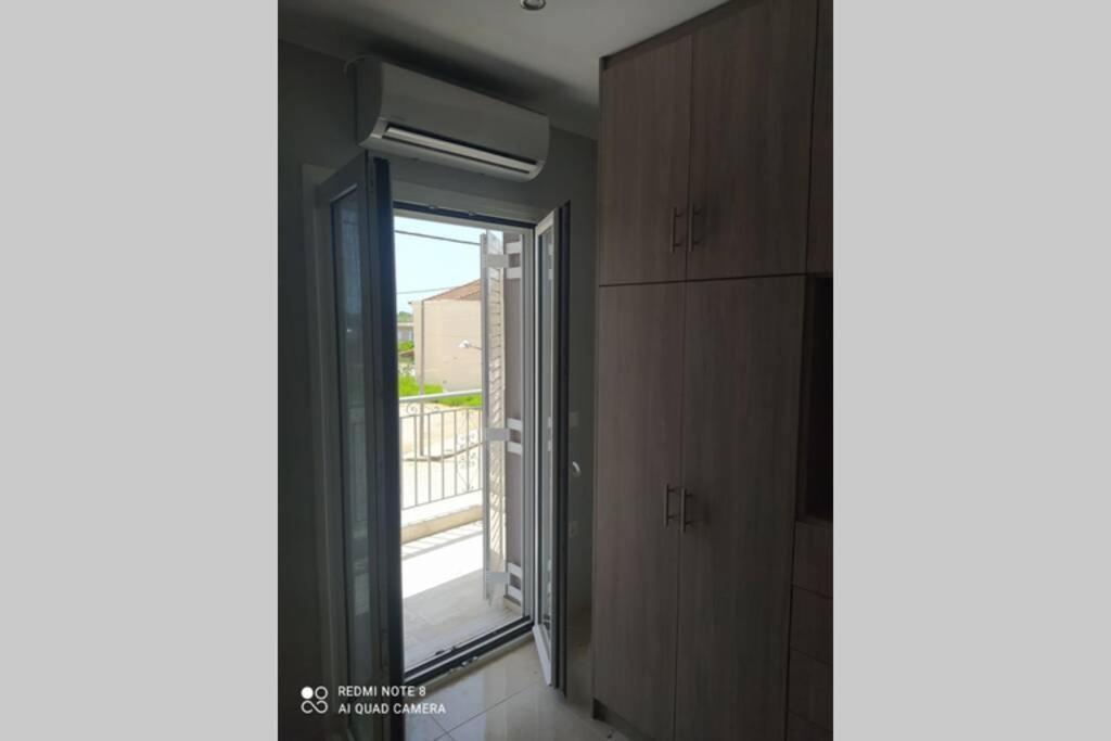 Vila Just Constructed! Gastuni Exteriér fotografie