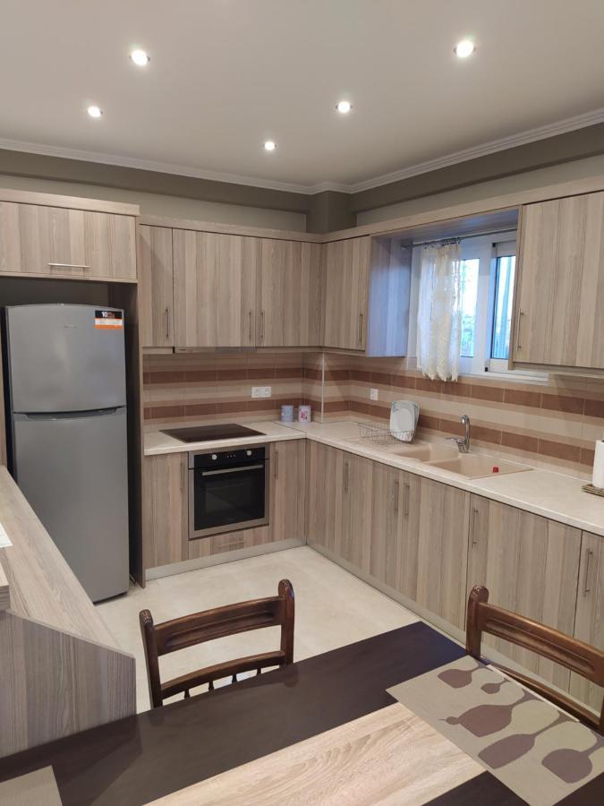 Vila Just Constructed! Gastuni Exteriér fotografie